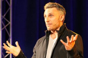  Tullian Tchividjian